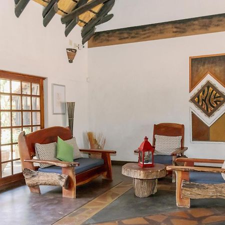 Okahandja Country Hotel Buitenkant foto