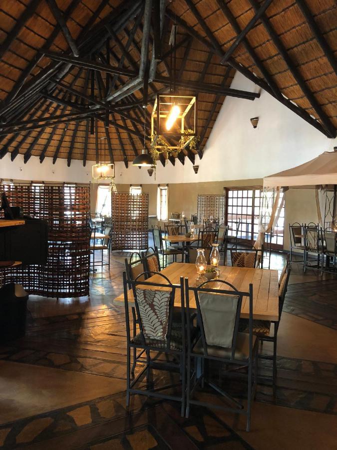 Okahandja Country Hotel Buitenkant foto