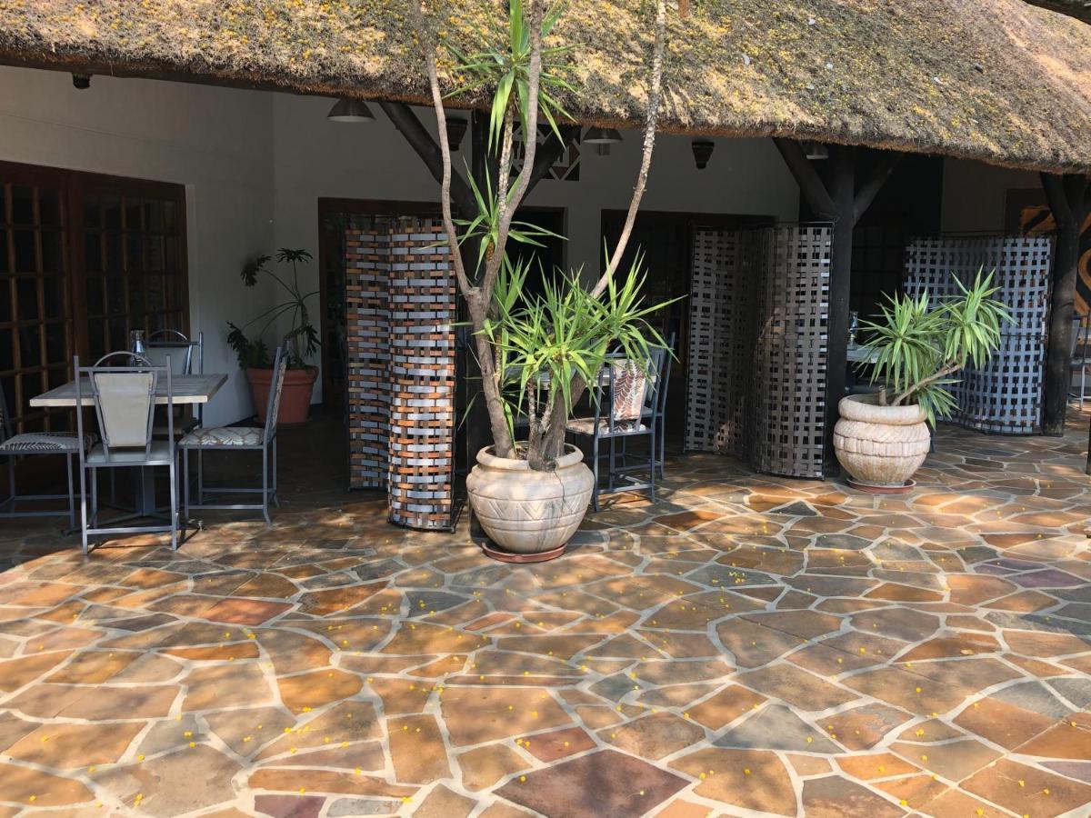 Okahandja Country Hotel Buitenkant foto