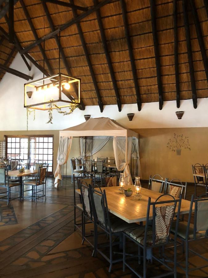 Okahandja Country Hotel Buitenkant foto