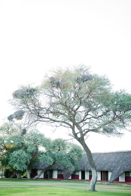 Okahandja Country Hotel Buitenkant foto