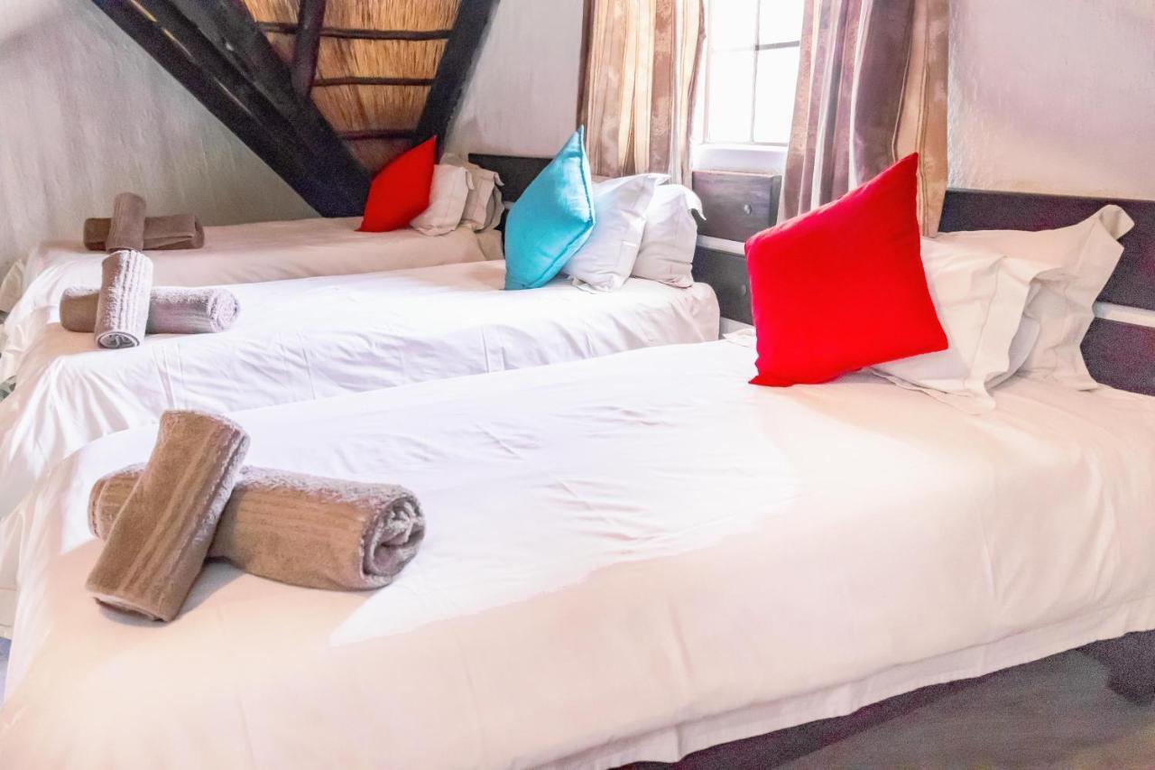 Okahandja Country Hotel Buitenkant foto